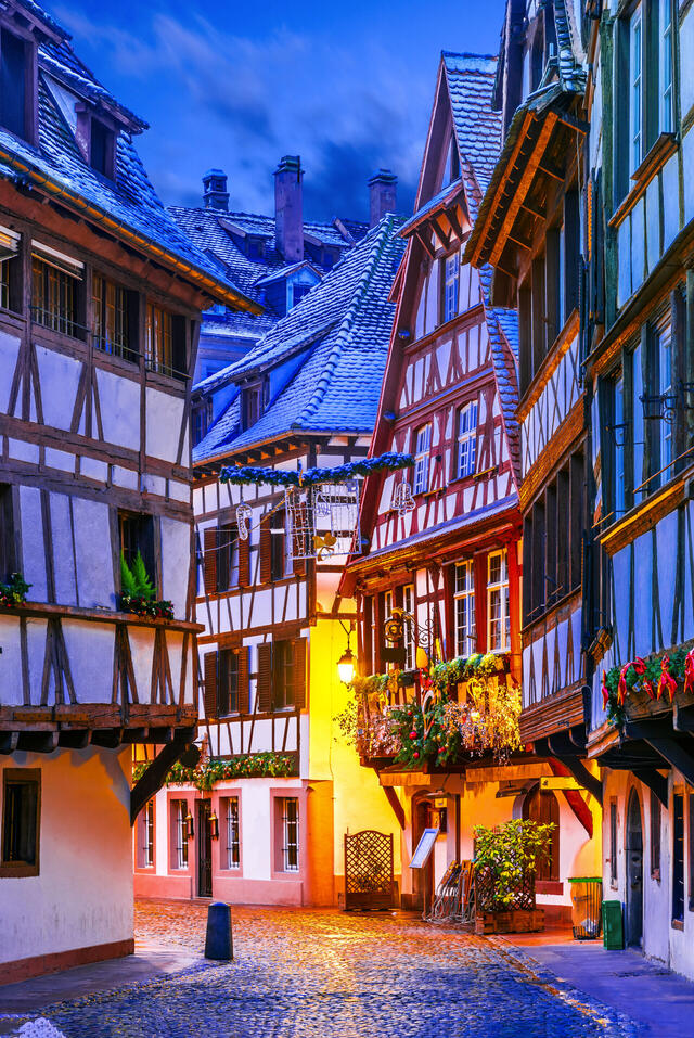 Féerie des marchés de Noël en Suisse et en Alsace au fil du Rhin