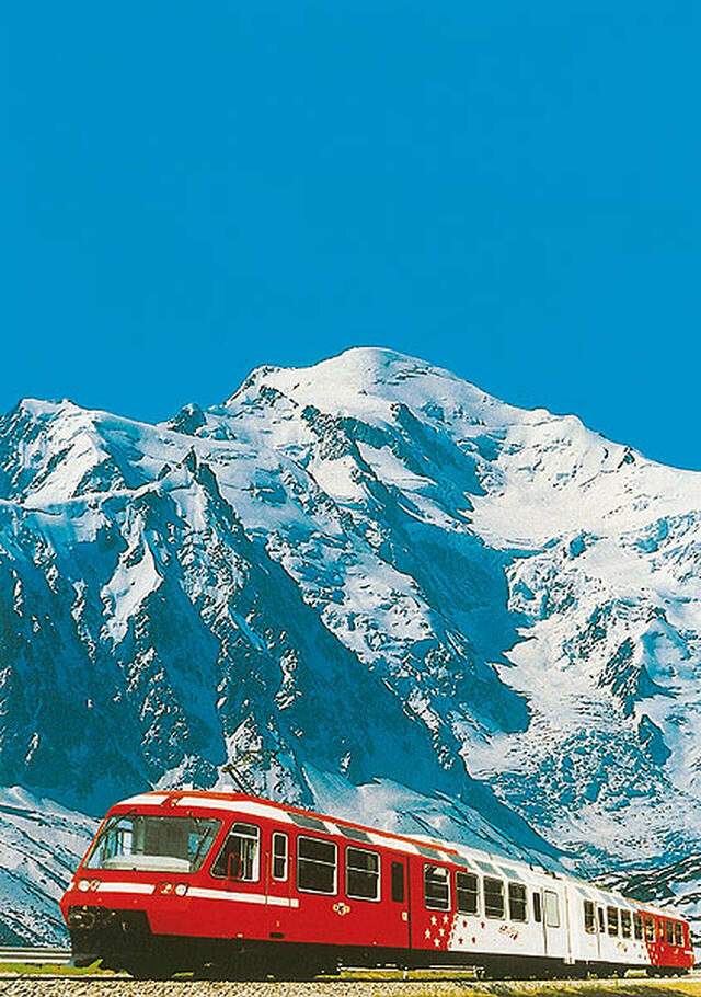 Winterlicher Bahnenzauber Schweiz
