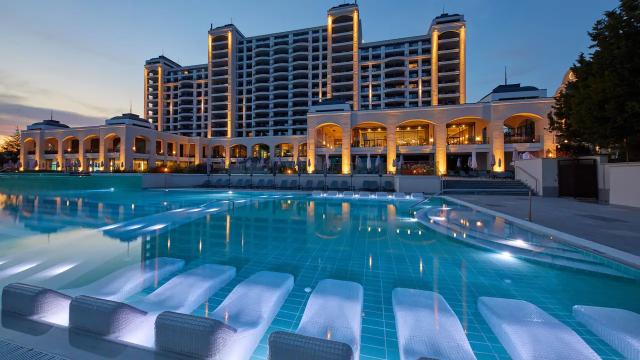Secrets Sunny Beach Resort & Spa