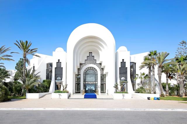 Radisson Blu Palace Resort & Thalasso
