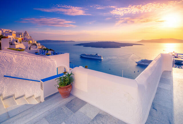 Cruises Greece