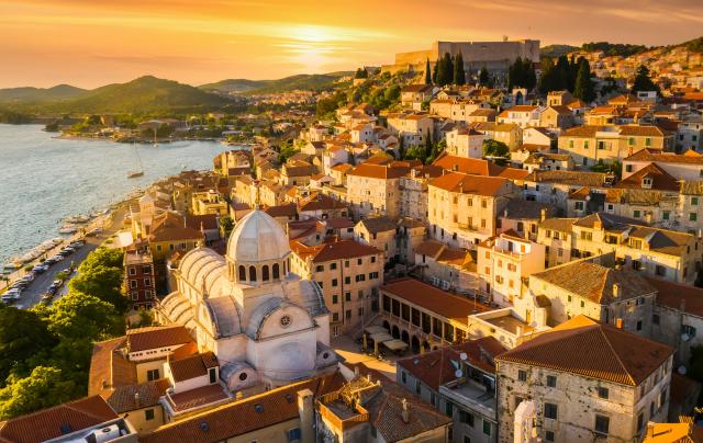 Les Balkans
