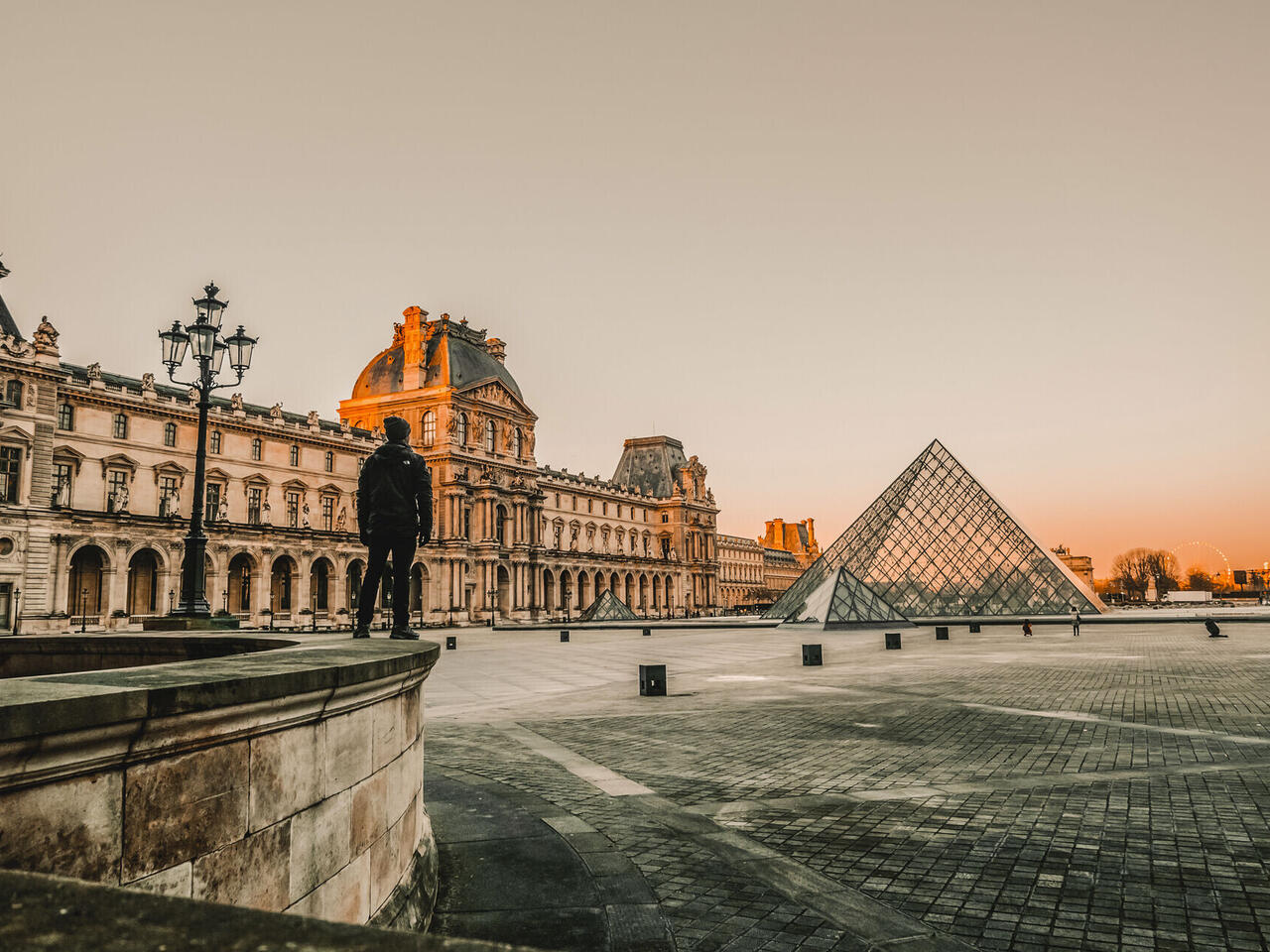 Paris, vitrines de rêve et marchés de Noël