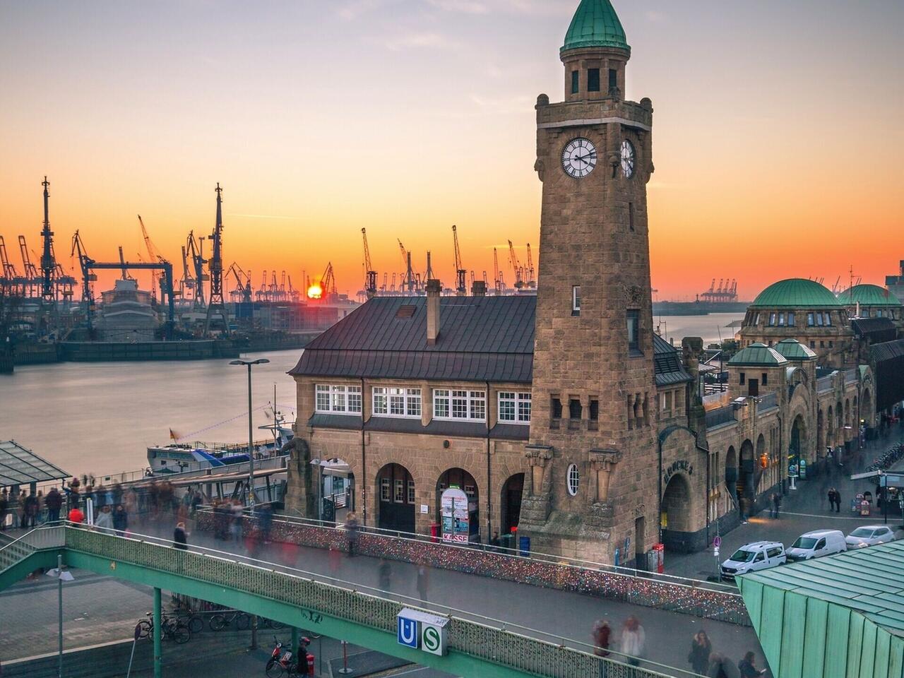 HAMBURG zum Hafengeburtstag