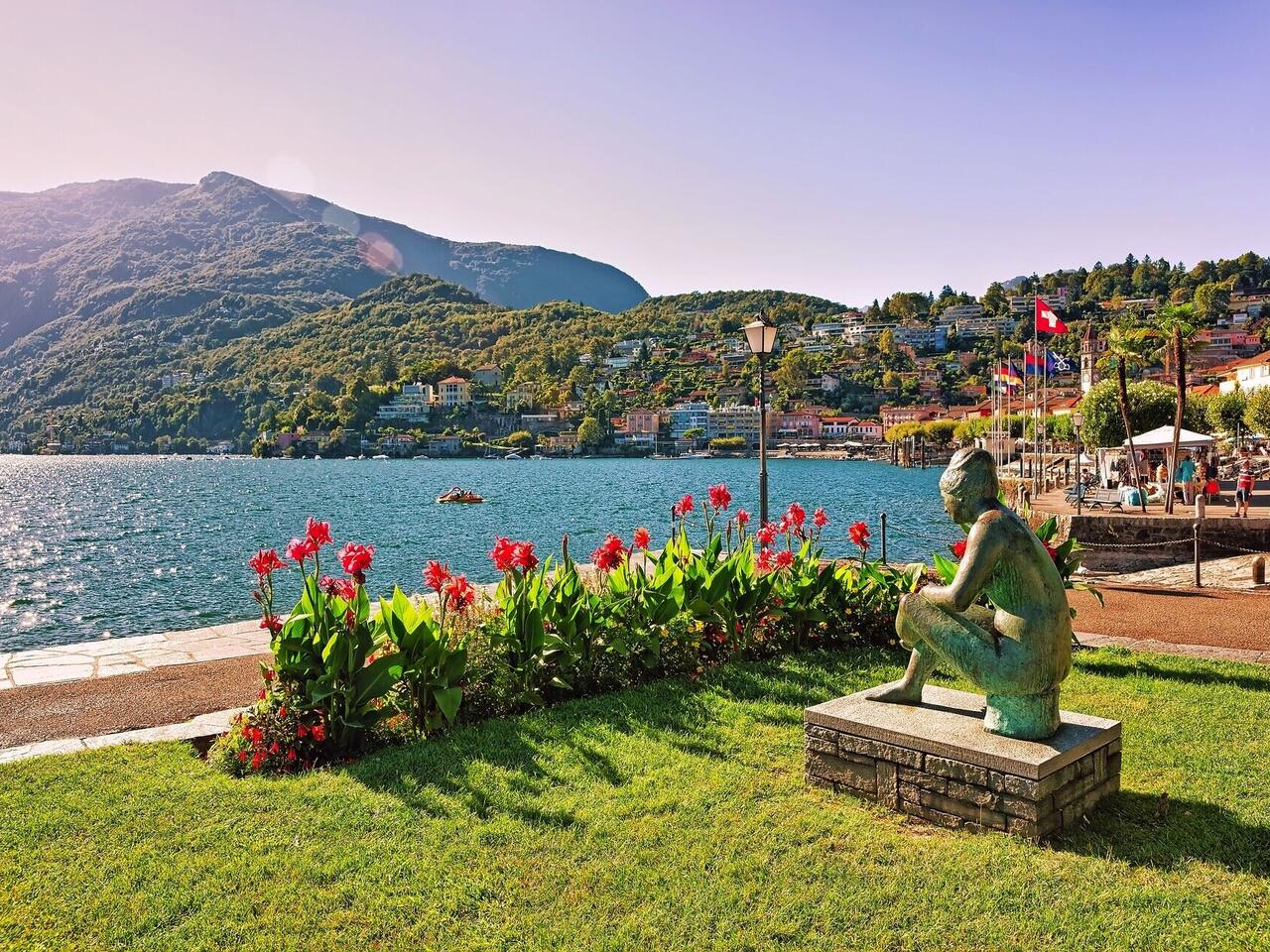 Kamelienblüte am Lago Maggiore